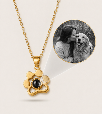 Nala - Collar con Foto Proyectada