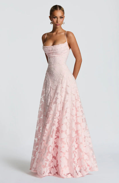 Lucía - Vestido Maxi de Elegancia Refinada