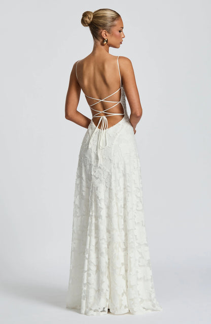 Lucía - Vestido Maxi de Elegancia Refinada