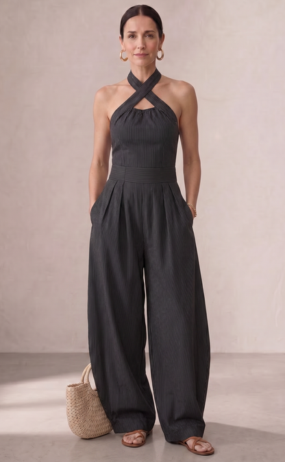Ariadna – Mono Elegante Con Escote Cruzado