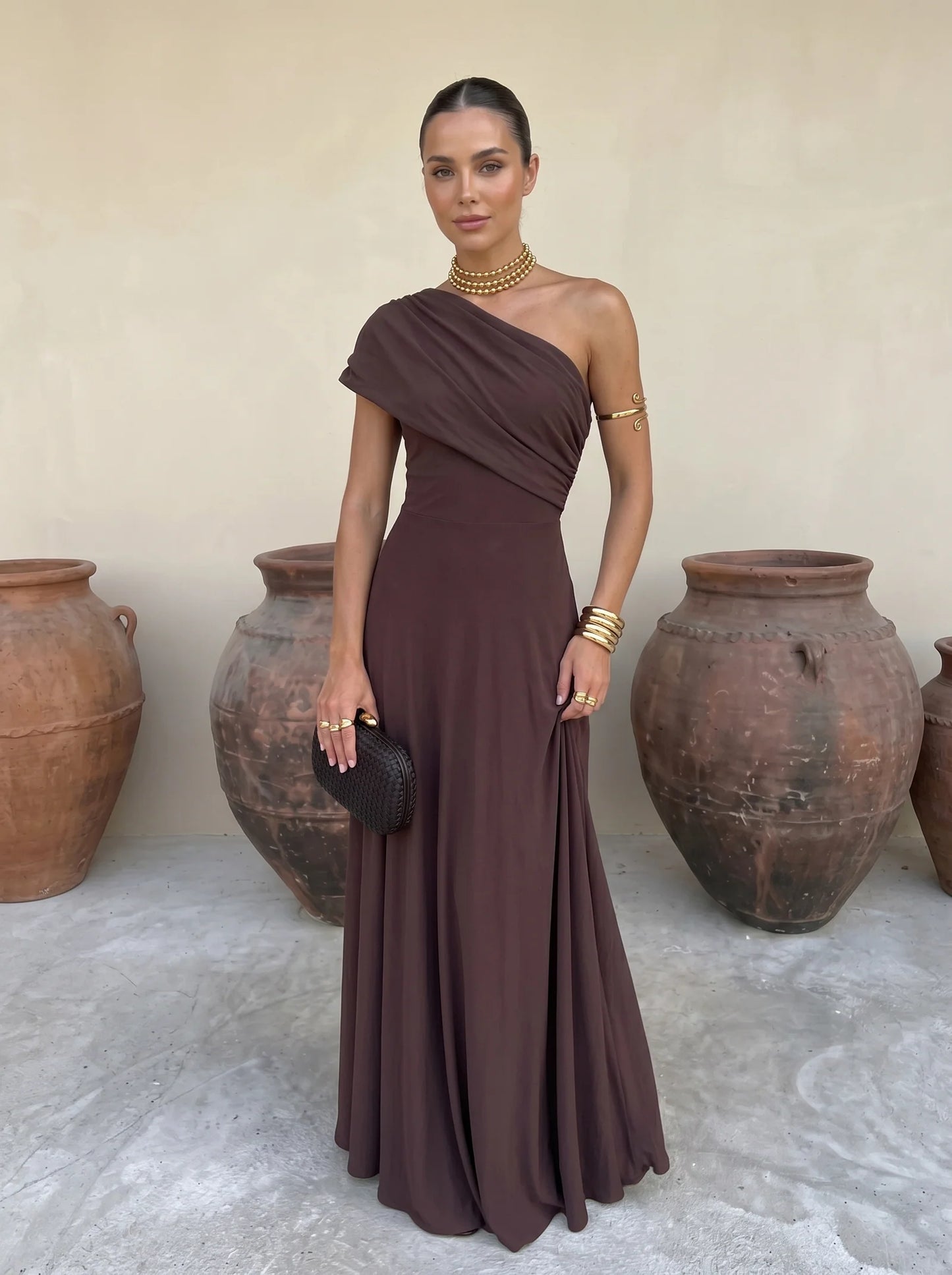 Silvia - Vestido Atemporal Elegante