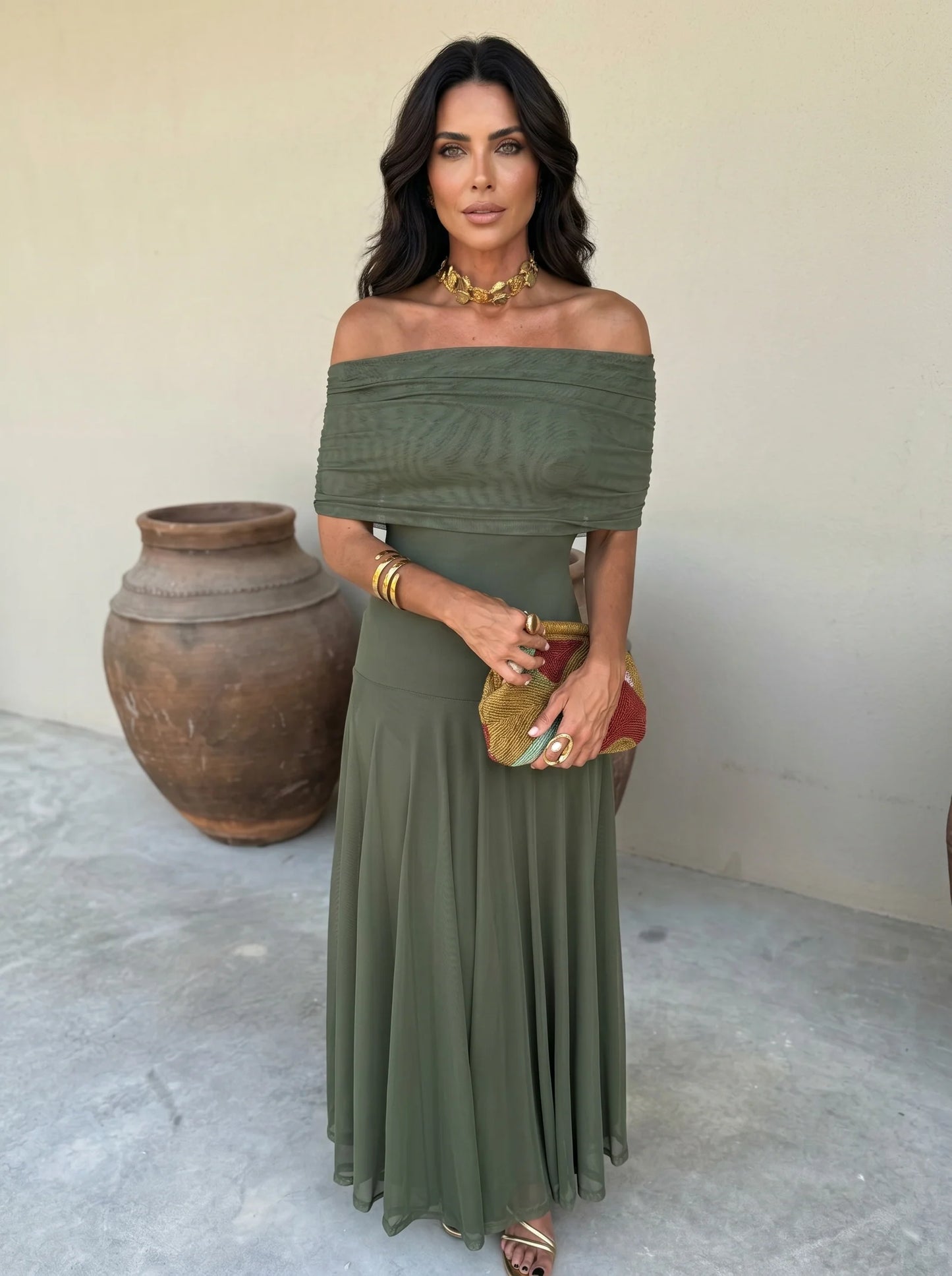 Silvia - Vestido Atemporal Elegante